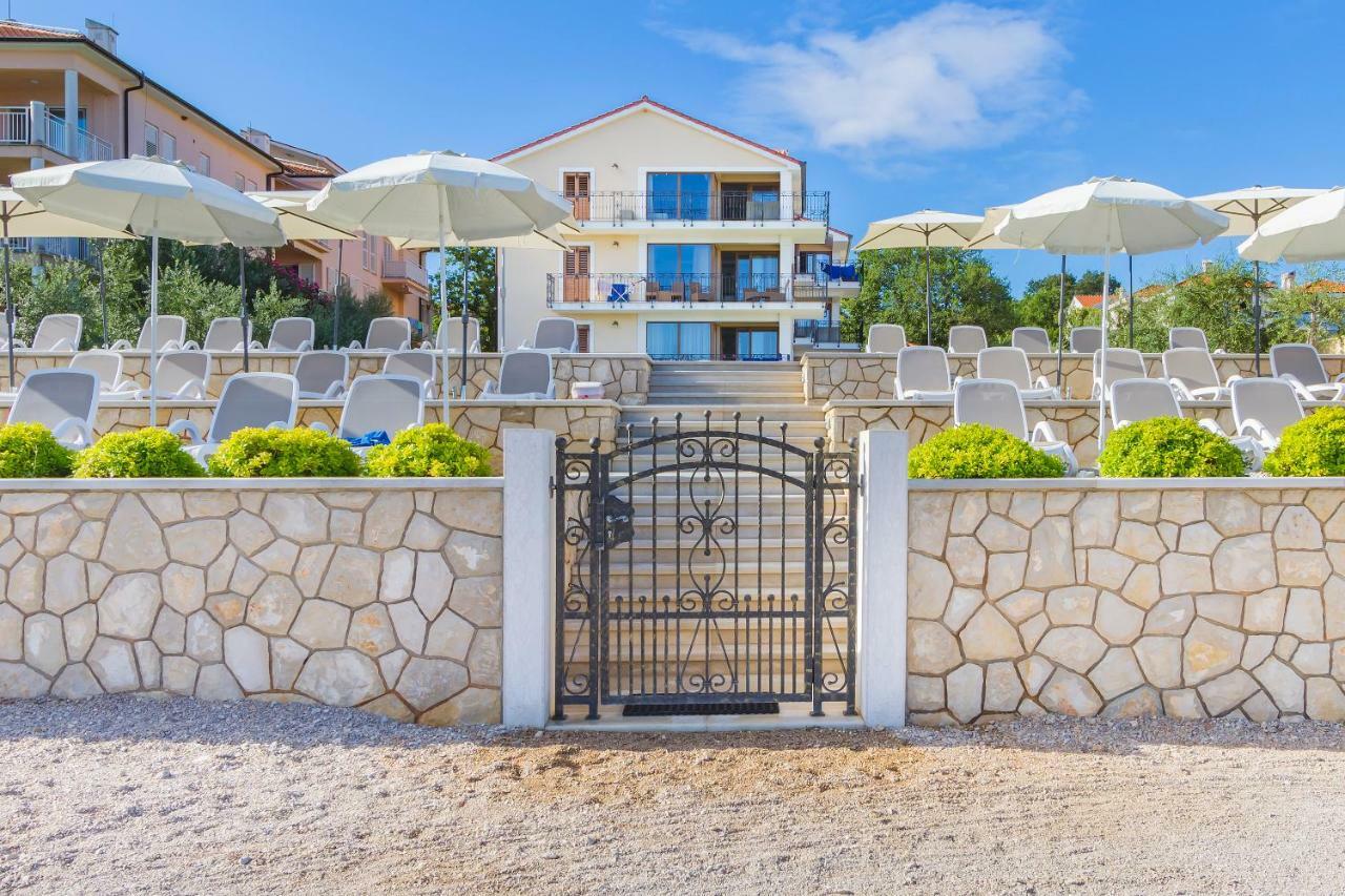 Luxury Apartments Villa Matea 1 Malinska Exterior foto